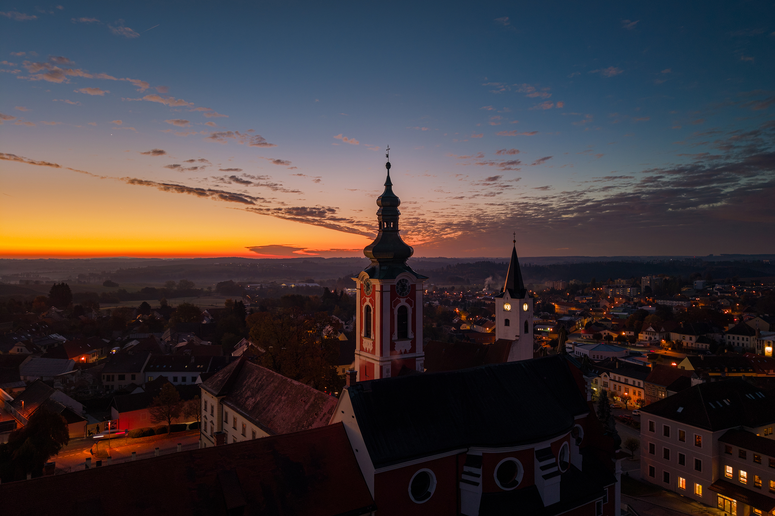 Svítání Pacov, Zámek, kostel sv. Michaela